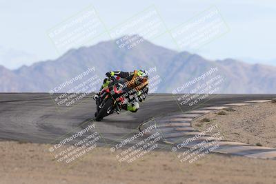 media/Nov-16-2025-Race Pace (Sun) [[8c5fa54630]]/Non Verified Riders (1st 20 Minutes)/6-Turn 12 (2pm)/